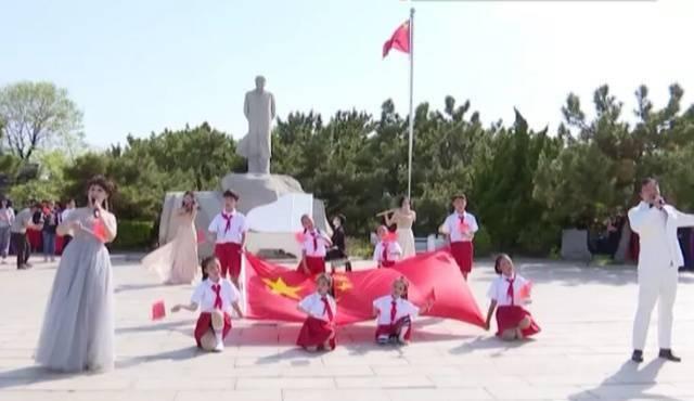 在德国开启一场雪橇出租车、哈士奇雪橇之旅